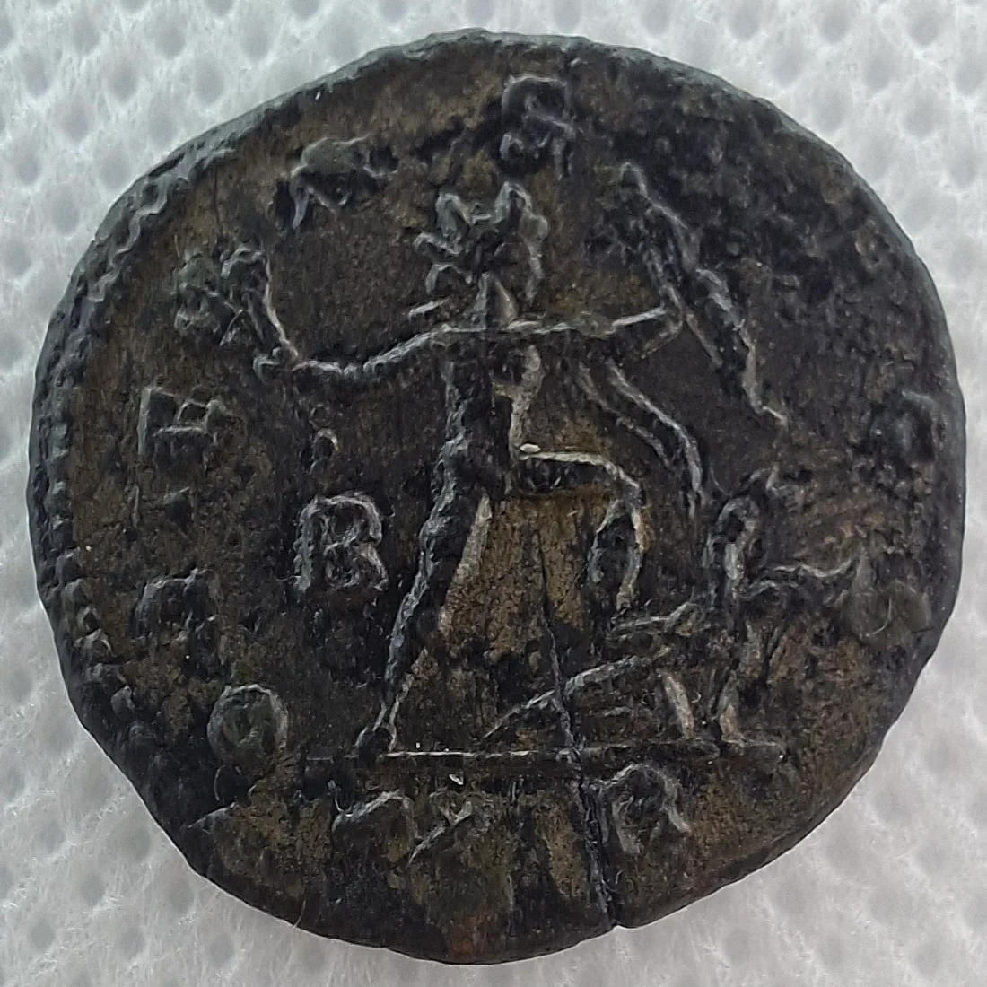 Reverso da moeda TH-N-0070 — Aureliano. Antoniniano Sol Invictus. Roma, 275 d.C. RIC 64