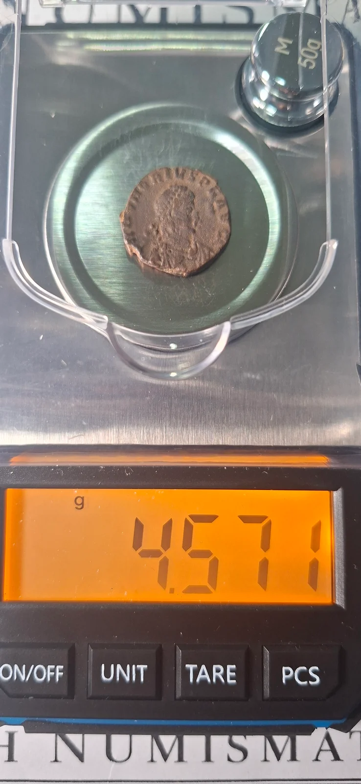 Peso (balança) da moeda TH-N-0102 — Honório