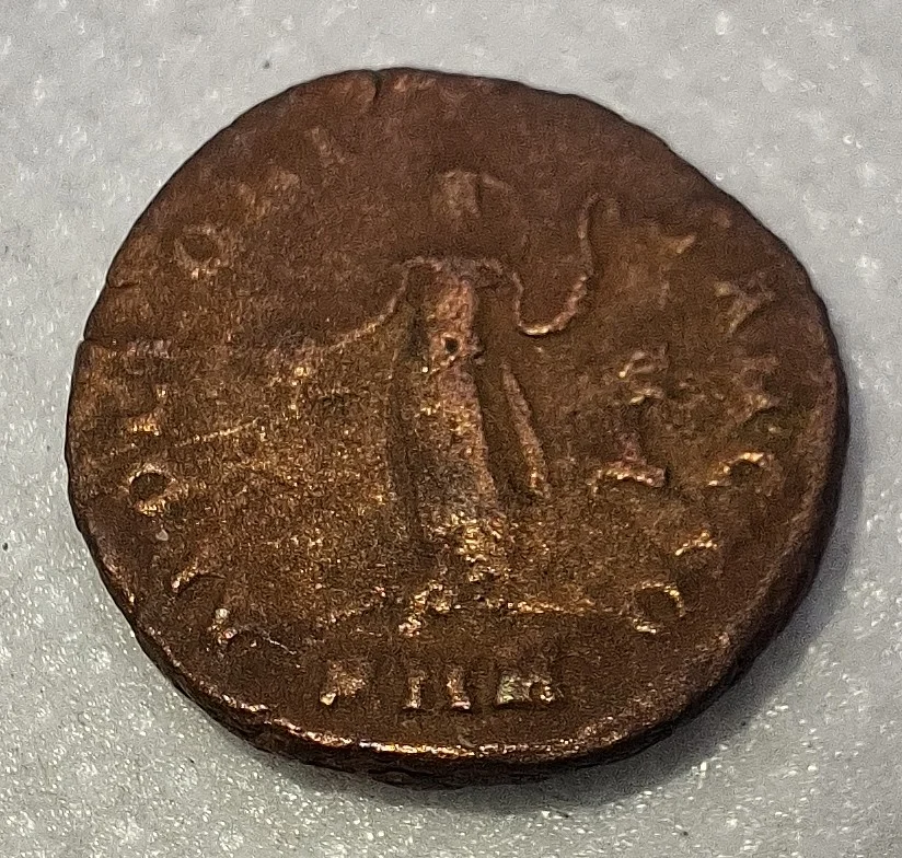 Reverso da moeda TH-N-0111 — Maximino II