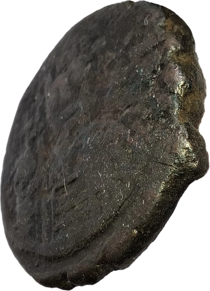 Lateral da moeda TH-N-0125 — Justino II e Sofia. Fólis de 40 nummi. Constantinopla, 566 a 567 d.C.