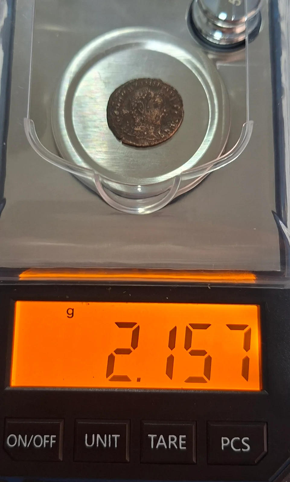 Peso (balança) da moeda TH-N-0226 — Constâncio I. 1/4 follis