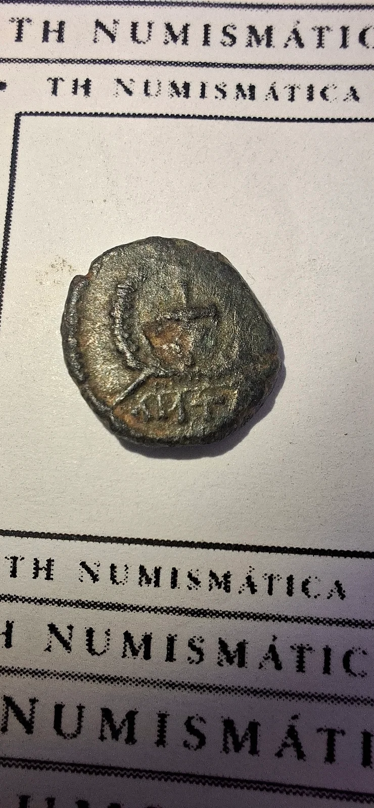 Complementar da moeda TH-N-0227 — Teodósio II