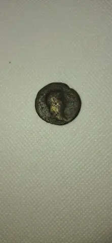 Anverso ampliado da moeda TH-N-0247 — Nero. Semis AE do limes. Tipo legionário