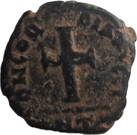 Reverso da moeda TH-N-0357 — Teodósio II. Bronze, fração pequena (AE)