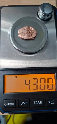 Peso (balança) da moeda TH-N-0484 — Moeda Bizantina AE de Bronze com Possível Monograma Cruciforme.